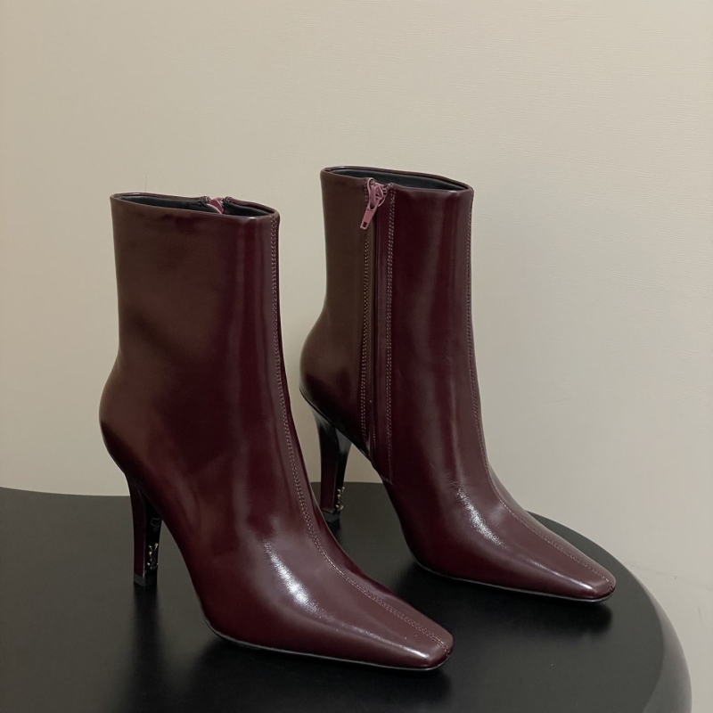 Y51 boots